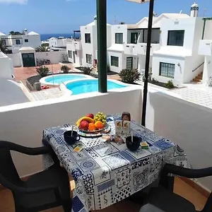 Gibshouses Rosa , Puerto del Carmen (Lanzarote) España